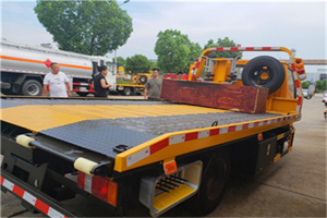 海丰附近拖车电话号码服务