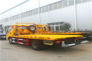 海丰附近拖车救援搭电